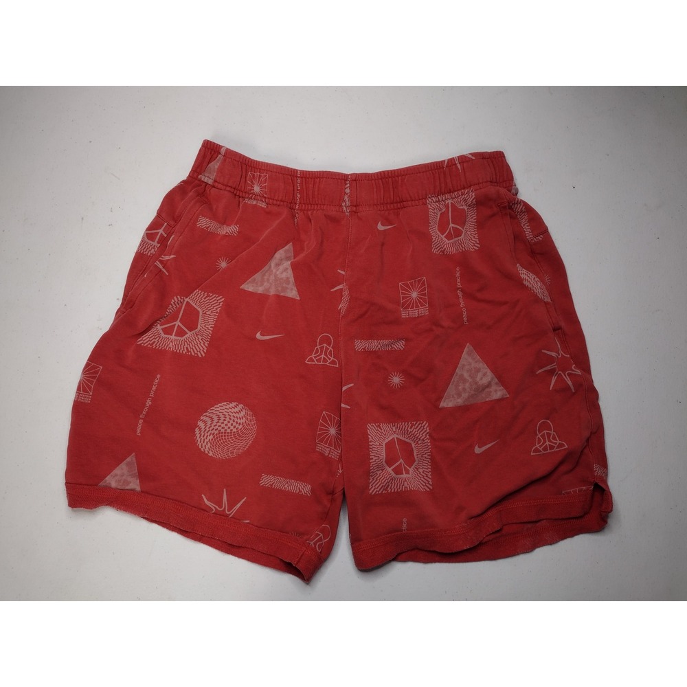 Nike Yoga Therma-FIT Shorts Mens Large Red Peace Through Practice Graphic Fleece